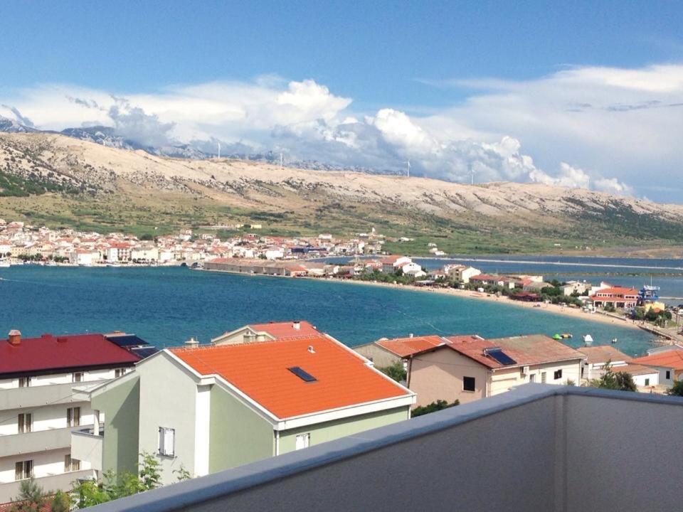 Apartmani Nerko Паг Екстериор снимка