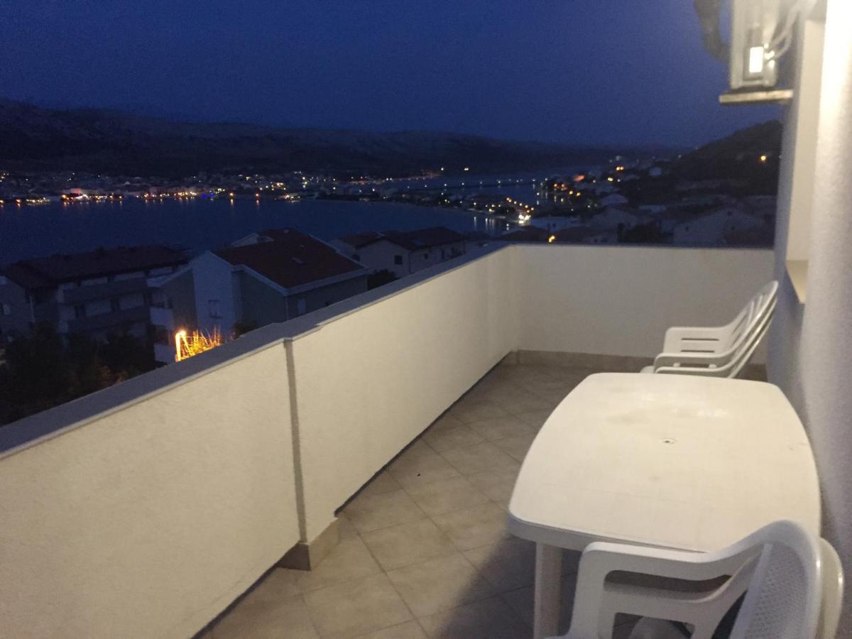 Apartmani Nerko Паг Екстериор снимка